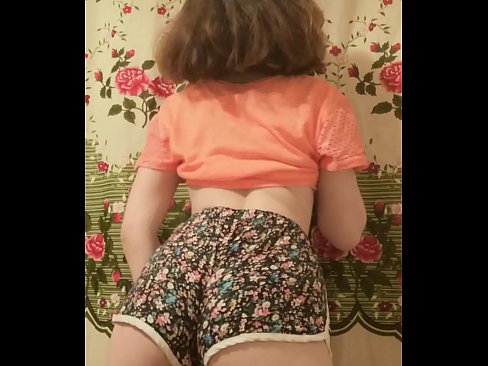 ❤️ Gadis muda seksi menanggalkan celana pendeknya di depan kamera Porno vk di id.xxxshake.ru ️❤